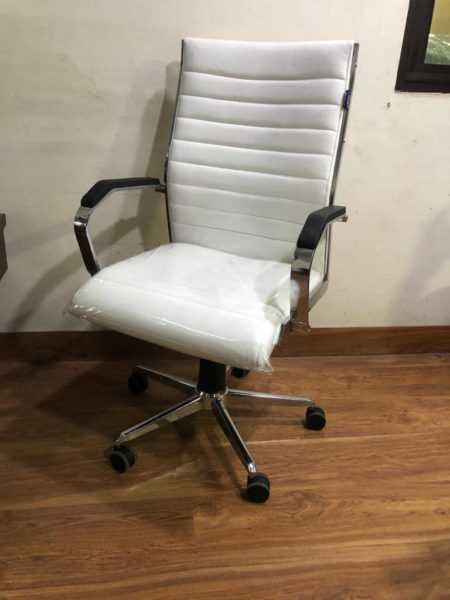 FANCY REVOLVING CHAIR - 6